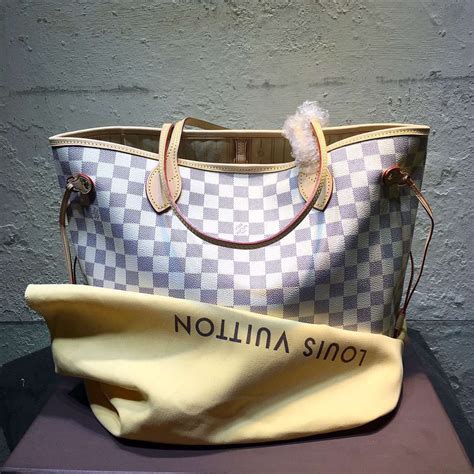 louis vuitton neverfull price europe